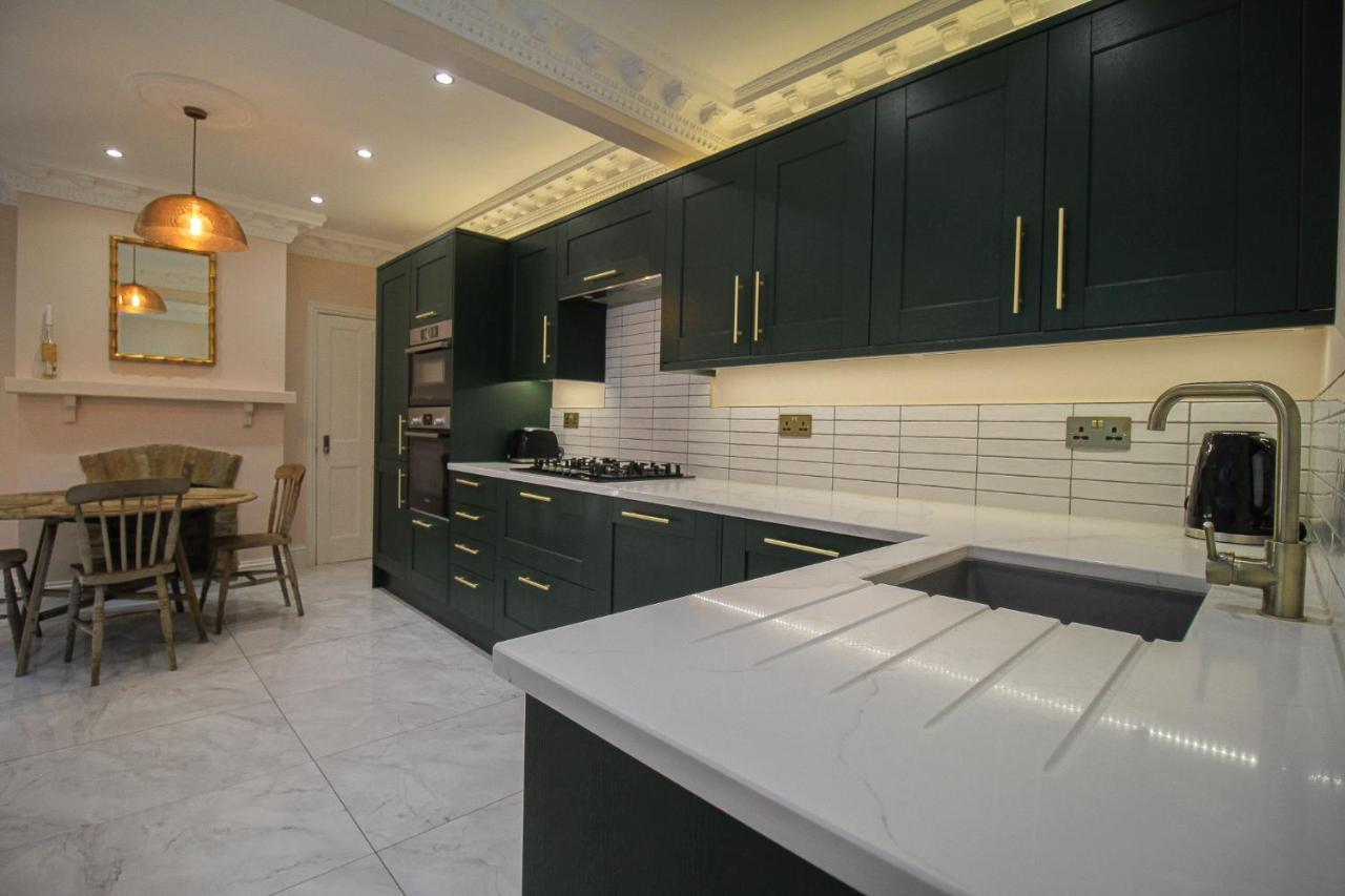 Milton Park - Serviced Accommodation By Verano House Portsmouth Eksteriør billede